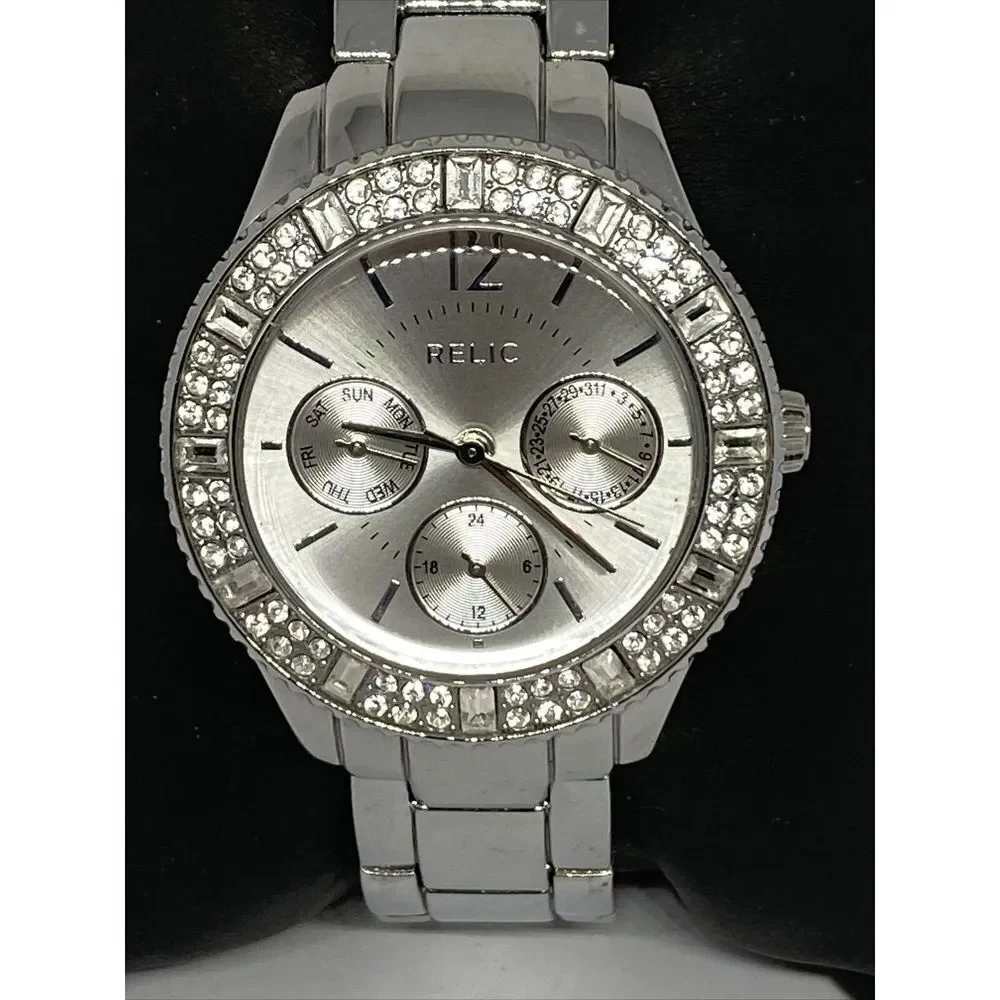 Relic Sophia ZR15739 Women Silver Stainless Steel Analog Dial Quartz Watch WO441